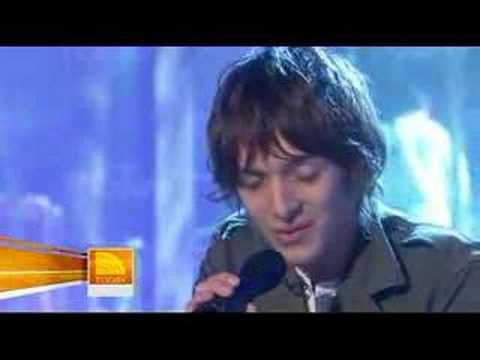Paulo Nutini singing Last Request on the TODAY show