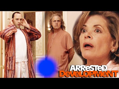 Uncle Oscar Moves In With Lucille - Arrested Development