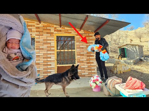 Nomadic Fatherhood | Entering the Farm With His Newborn, Without the Mother👶😰