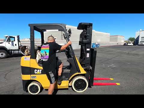 CATERPILLAR C5000 5,000lb LP(Propane) #2574 - Forklift For Sale