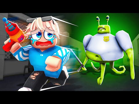 SURVIVE 100 DAYS in BARRY ALIEN PRISON! (Roblox)