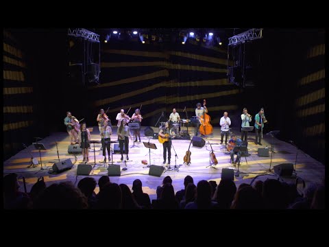 Annabelle Chvostek - WALLS (Live in Montevideo)