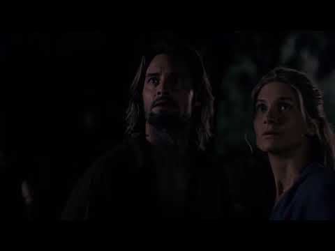 Lost - The Others attack Losties on the beach on time travel [5x02 - The Lie]