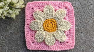Crochet 3D Daisy Granny Square