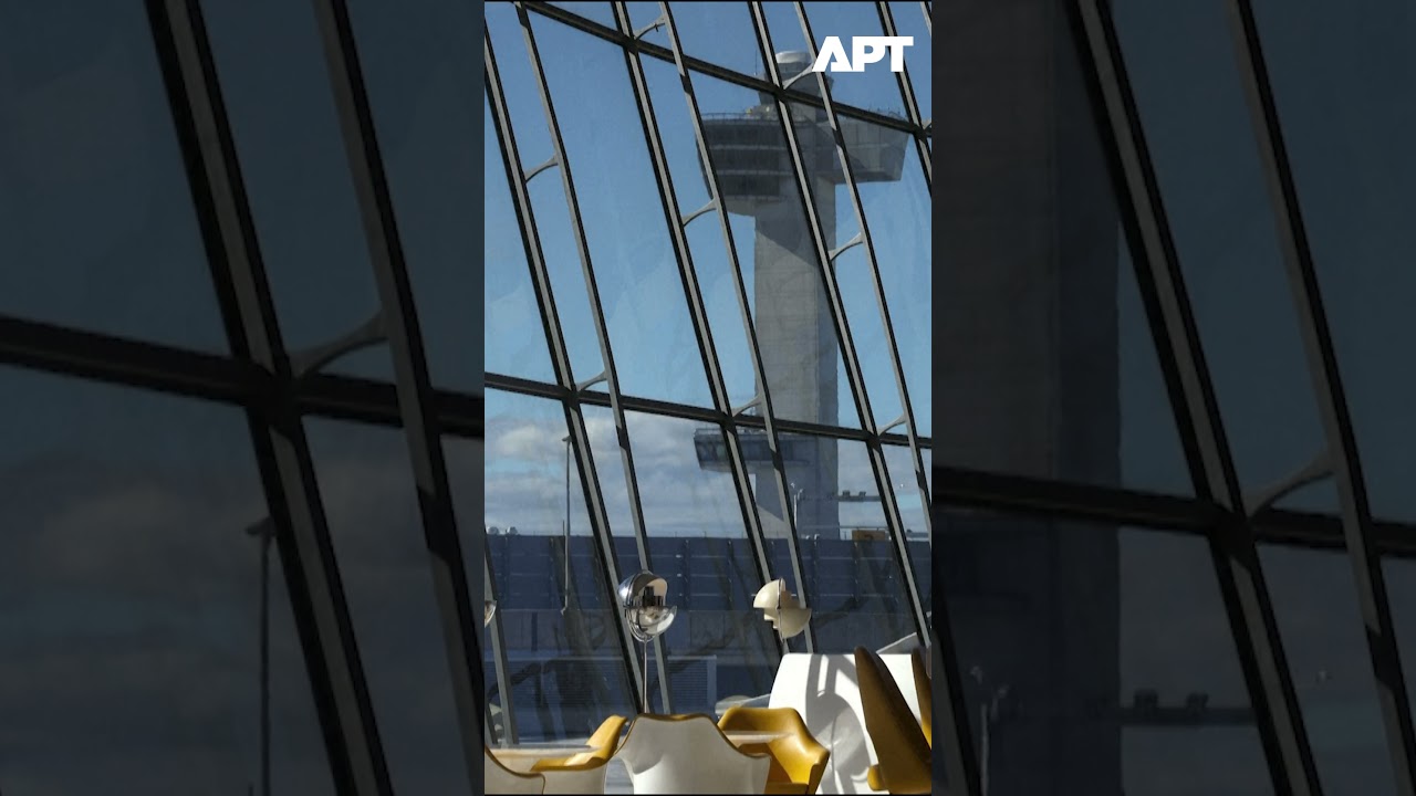 “Go Around!” Audio Captures Dramatic Near Miss Between Two Passenger Planes at JFK Airport | APT