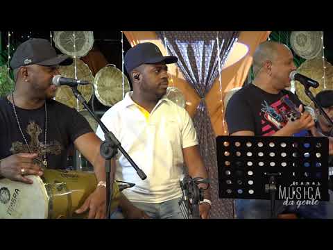 Molejo - Ah! Moleque/ Amor Estou Sofrendo