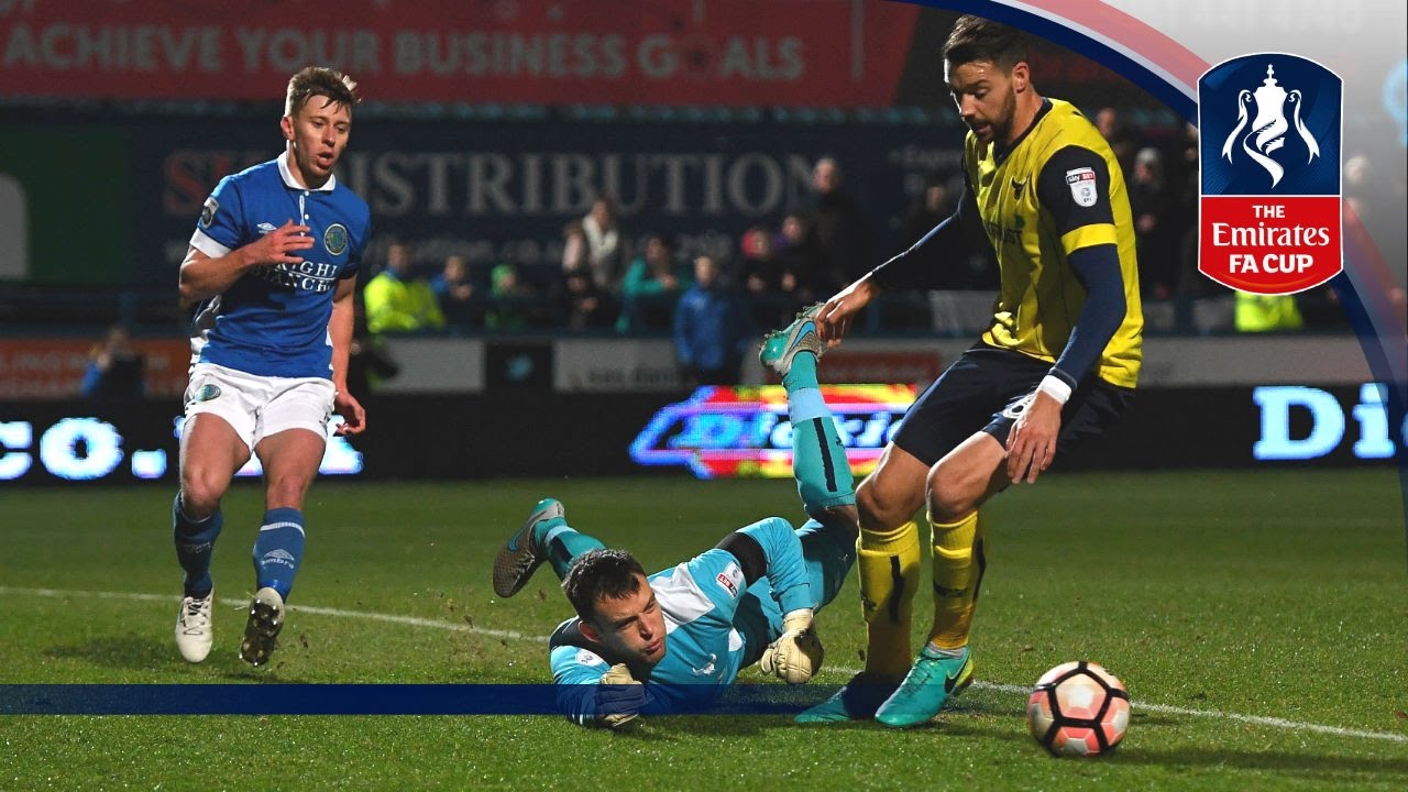 Resumo do Macclesfield Town 0 vs Oxford United 0 2...