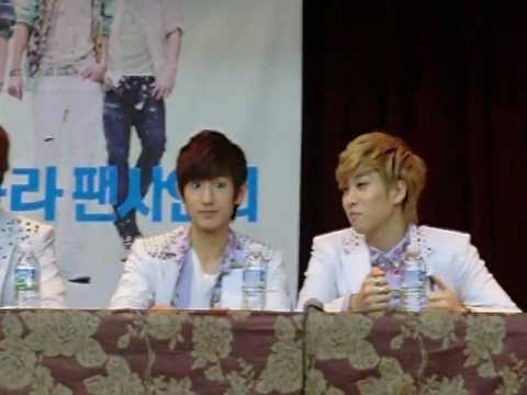 120624 BOYFRIEND Fan Sign01