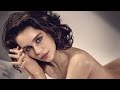Emilia Clarke Poses Nude In Steamy Photoshoot