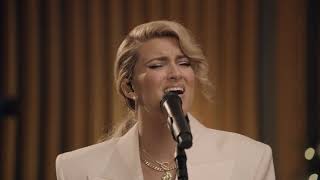 Download lagu Tori Kelly - O Holy Night (From A Tori Kelly Christmas - Live From Capitol Studios) mp3 Download lagu Tori Kelly - O Holy Night (From A Tori Kelly Christmas - Live From Capitol Studios) mp3