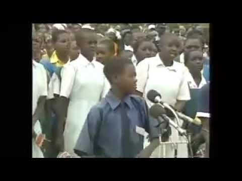 PRESIDENT RUTO Singing for Late President Moi back in the Years.