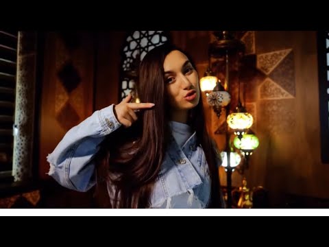 Camelia Dumitrache - Ne iubim si fara bani (Official Video)