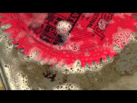 A Safer, Easier Way to Clean Saw Blades