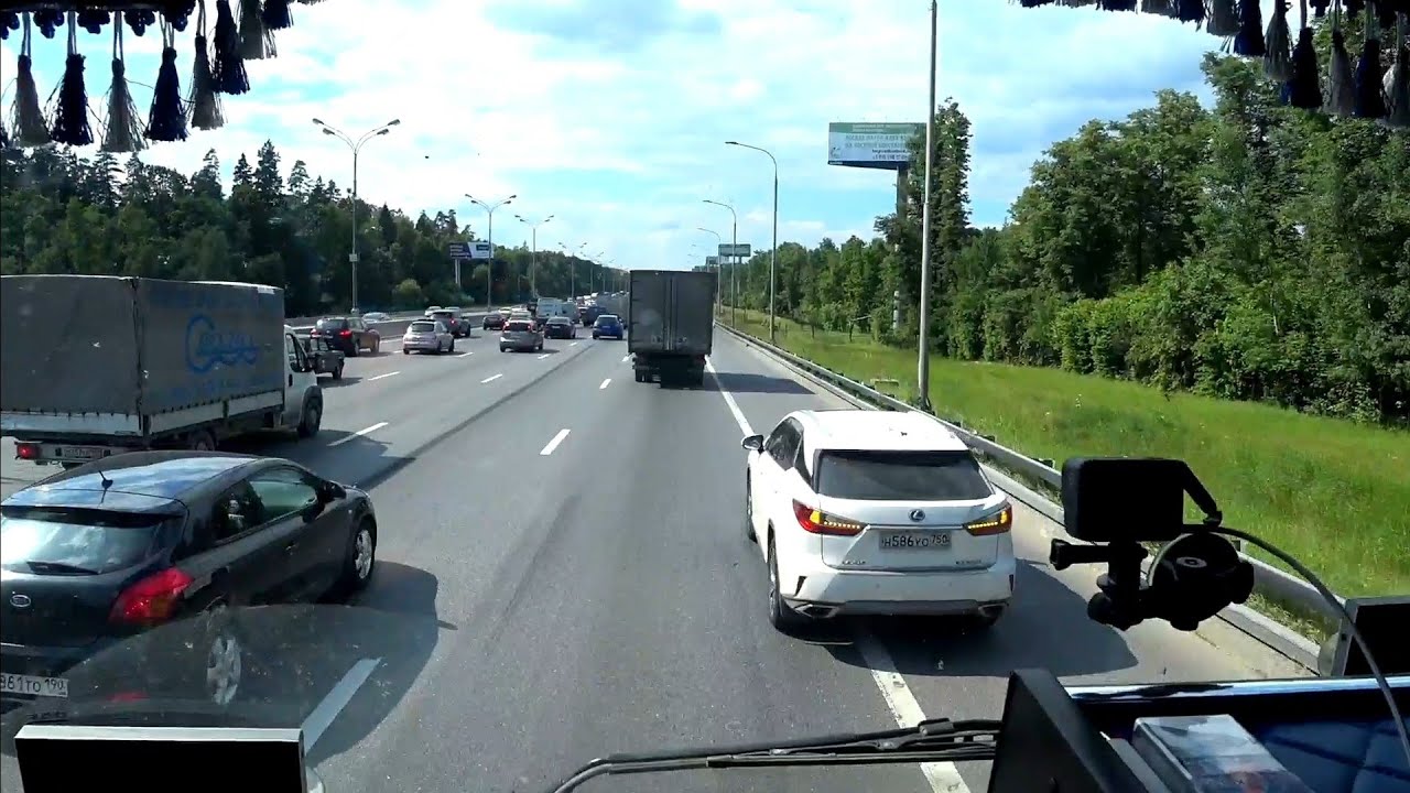 Автохам обиделся. Я в шоке, Раскрепощённые Москвичи МКАД