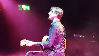 Suede- &#39;The Living Dead&#39;