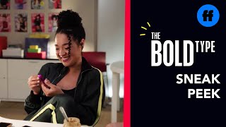 Sneak Peek 1 season 04 episode 04 : Kat Fights Sexism In Ads (VO)