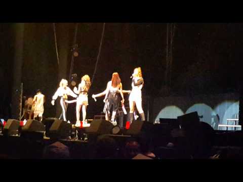 4 Minute fan bash in Myanmar