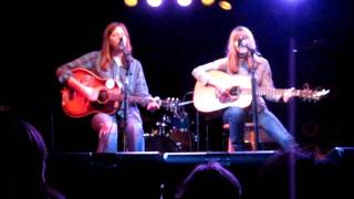 Evan Dando &amp; Juliana Hatfield - Into your arms (NXNE 2011)