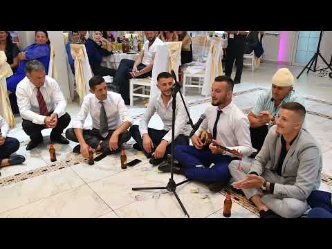 Gentjan Gropa - Mi Pershendet Trojet e Mia (Live ne Dasmen e Vellait)