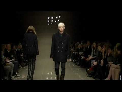 Burberry Prorsum Fashion Show- Women's Ready to Wear Autumn/Winter 2010/11