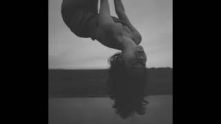 Sofía Valdés - Barbed Wire (Official Audio)