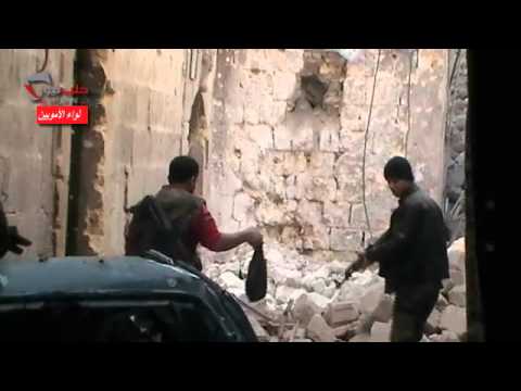 تسلل عناصر كتيبة شهداء تادف لإستهداف النظام بالقنابل الحارقة في حي الفرافرة في حلب