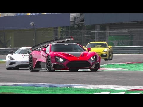 El alerón del Zenvo TSR-S en acción