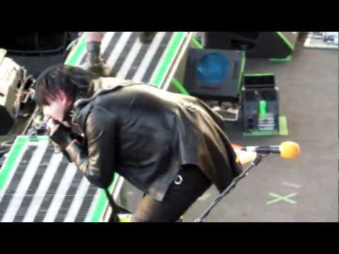 Hey Cruel World video
