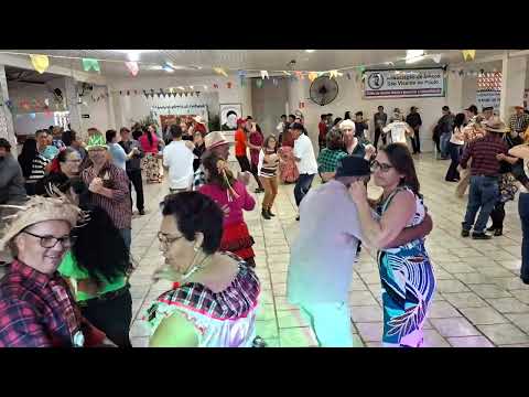 Matine na associação de idosos  São Vicente de Paulo em Palmital Paraná(com marcos e margarida)