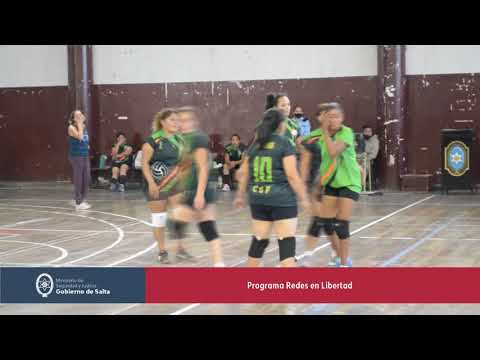 Competidoras de vóley femenino participaron del programa “Redes en Libertad”