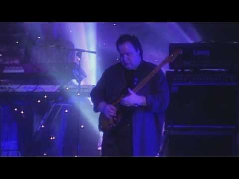 Videoclip de When I Meet God (Live) — Marillion