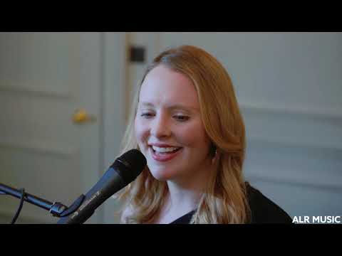 Amara Duo – Marry You