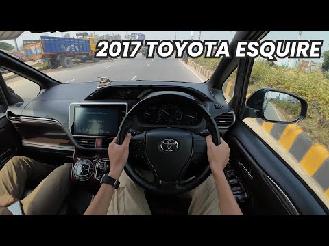 2017 Toyota Esquire - Driving Impressions (POV)