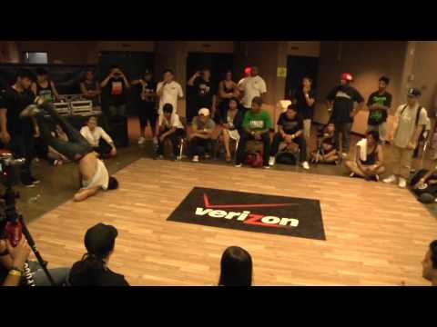 B-Boy Chem (Floor Obsessions, NYC) vs. Mango (No Roots, SEA) | World of Dance Seattle