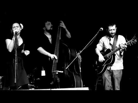 Amar Corda Italian Swing Quartet Bologna Musiqua Amar Corda Italian Swing Quartet Bologna Musiqua