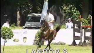 Video von Landor S