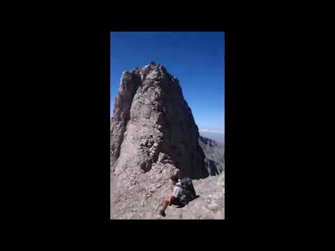 Vyšiel som na najvyšší vrch Olympu, sám v teniskách za 10e.