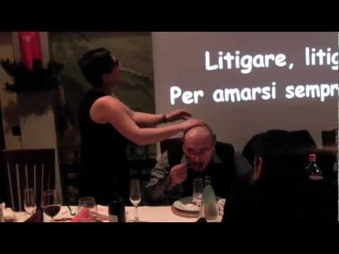 Veruska mima la canzone tanti auguri