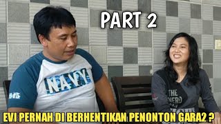 Download lagu VLOG EVI PUSPITASARI PART 2 } EVI PERNAH DI BERHENTIKAN PENONTON GARA2 ? mp3