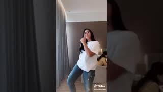 Download lagu tante cantuk kacamata calon pemersatu bangsa mp3