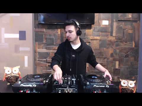 Cour T. - The Brasil Show EP 002 - 10/01