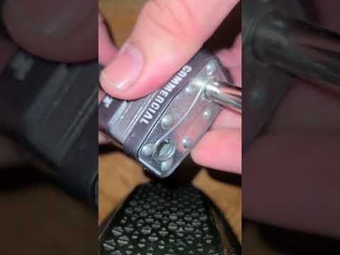 Master Lock #1 Commercial picked in seconds with explanation