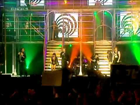 Blue Featuring Stevie Wonder & Angie Stone   Signed  Sealed  Delivered I'm Yours Top Of The Pops 11 01 03