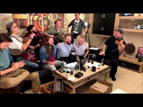 Good Life - Kissin' Dynamite, Saltatio Mortis & Versengold