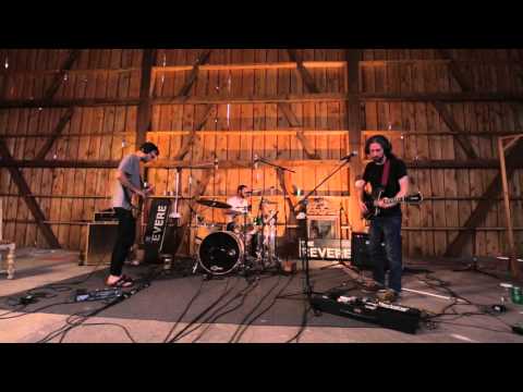 The Revere - Lovely One LIVE (Reinford Barn Sessions)