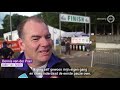Opa, vader en kleinzoon lopen samen de Apeldoornse Vierdaagse
