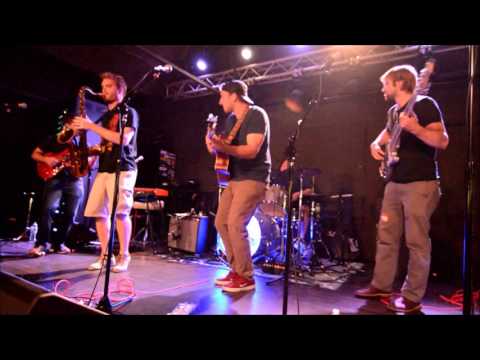 WINDOW SILL RHYTHM - SIX FOX WHISKEY