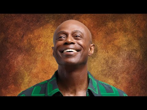 Official “Give My Love” visualizer! Pre-save link 🔗 in bio now!