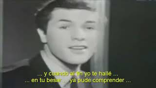 Mis manos en tu cintura