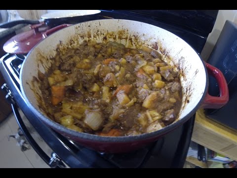 How To Make The Best Irish Beef Stew - Easy Recipe